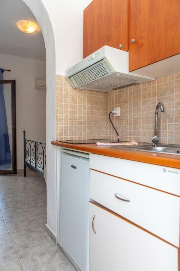 Studio Tolakis Apartment Plaka  Bagian luar foto